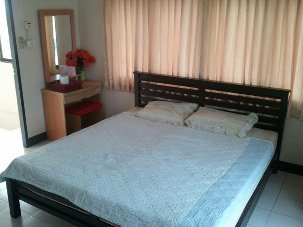 Casa de hóspedes M & A 2*